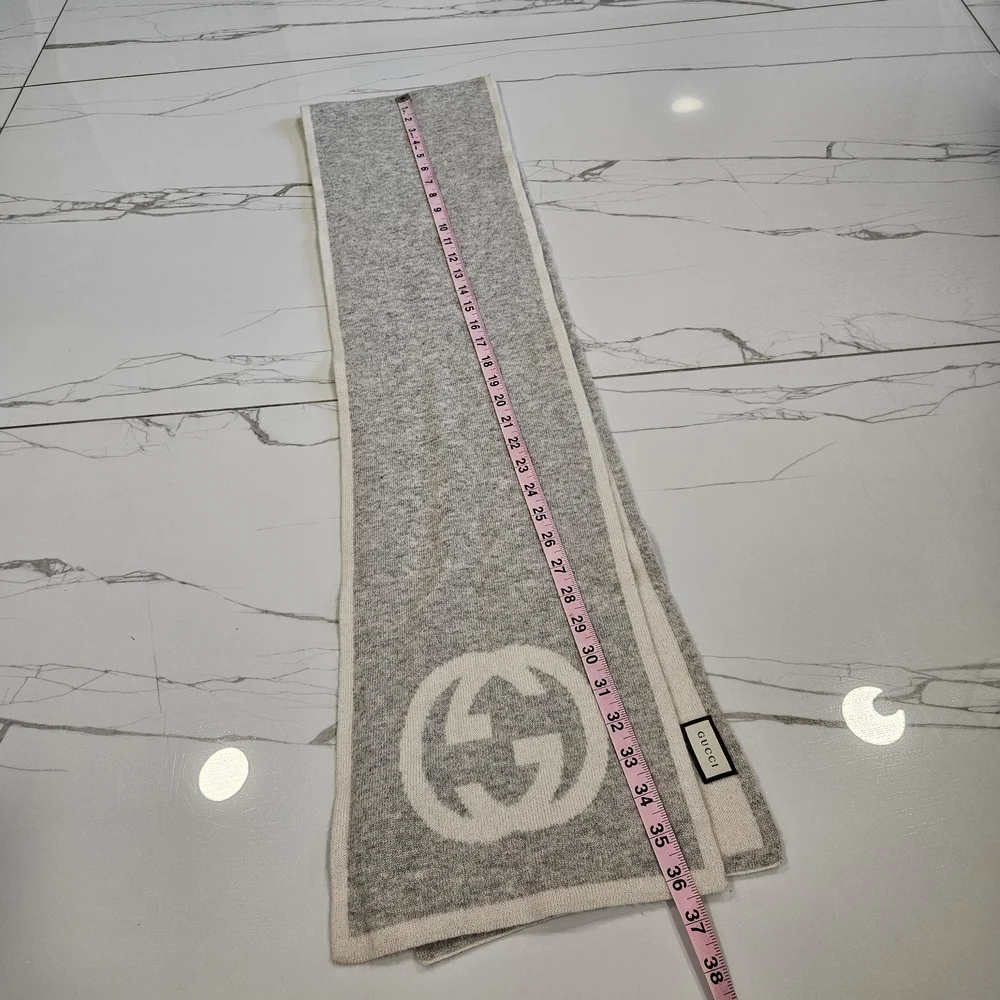 EUC Gucci Cashmere Gray and Cream Scarf - Picture 11 of 11
